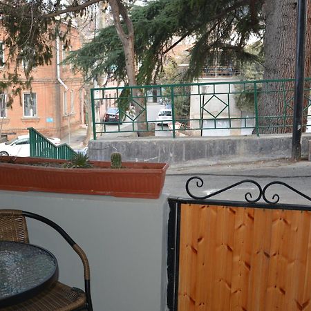 Nikas Apartment Tbilisi Exterior foto